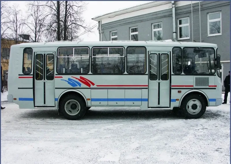 ПАЗ 3205 сбоку