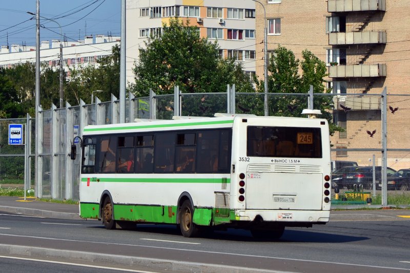 Городской автобус ЛИАЗ