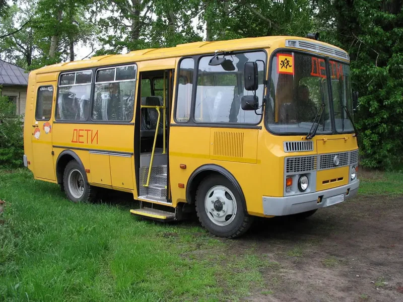 ПАЗ 32051 школьный автобус
