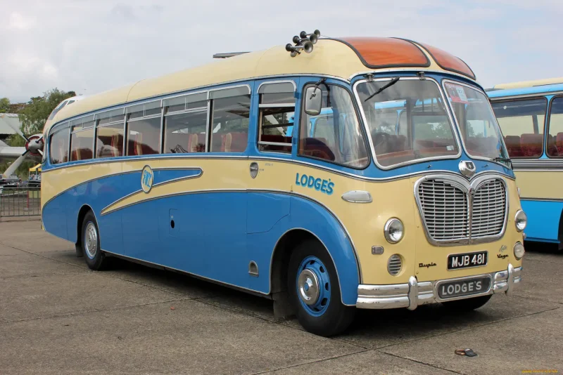 Bedford автобус
