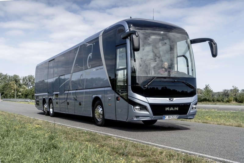 Man Lion's coach r07 (rhc444)