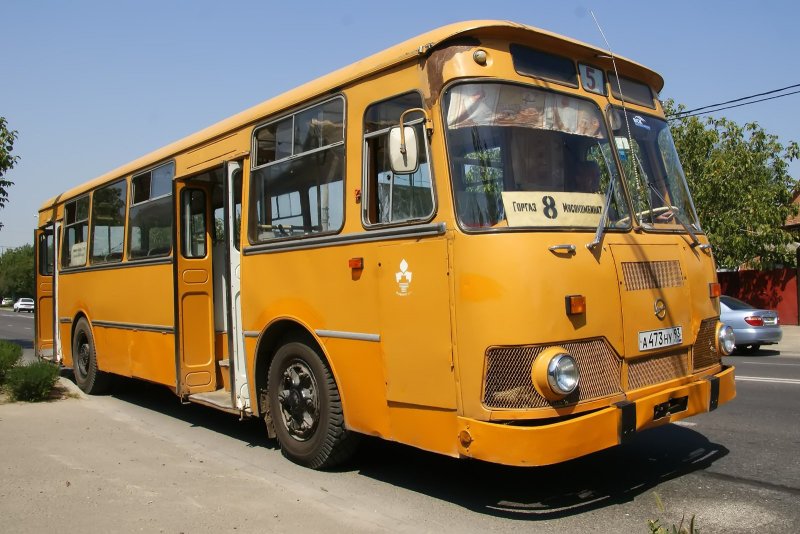 Автобус ЛИАЗ 677 М