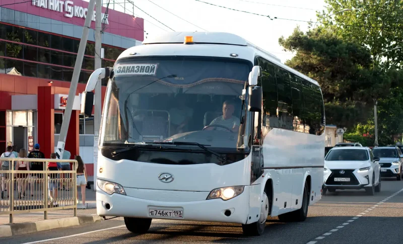 Автобус Higer KLQ 47