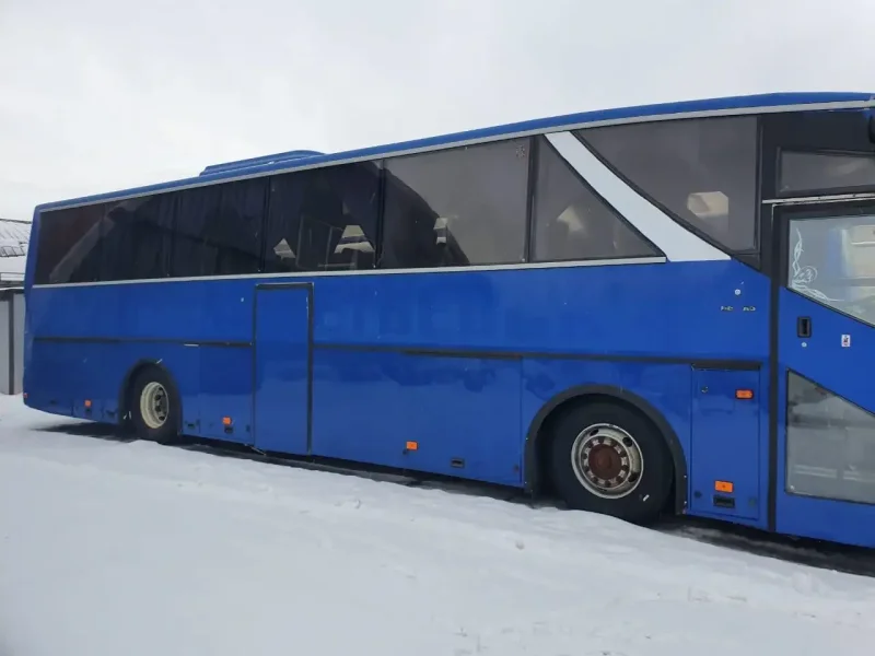 Автобус НЕФАЗ междугородный