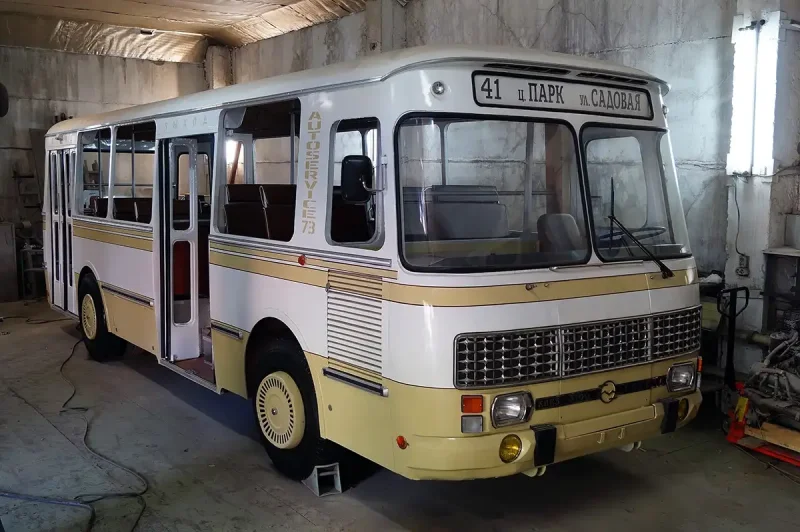 Автобус КАВЗ 3100