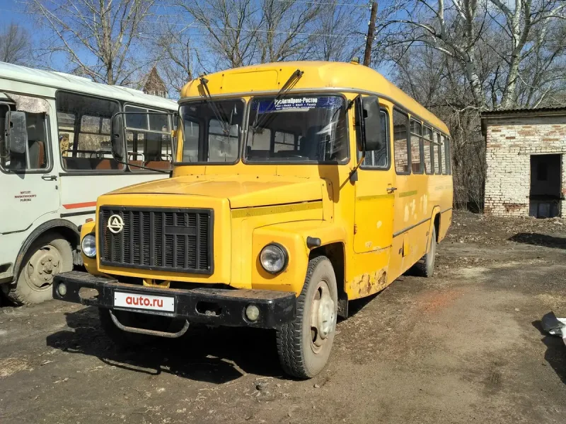 КАВЗ-3976 желтый