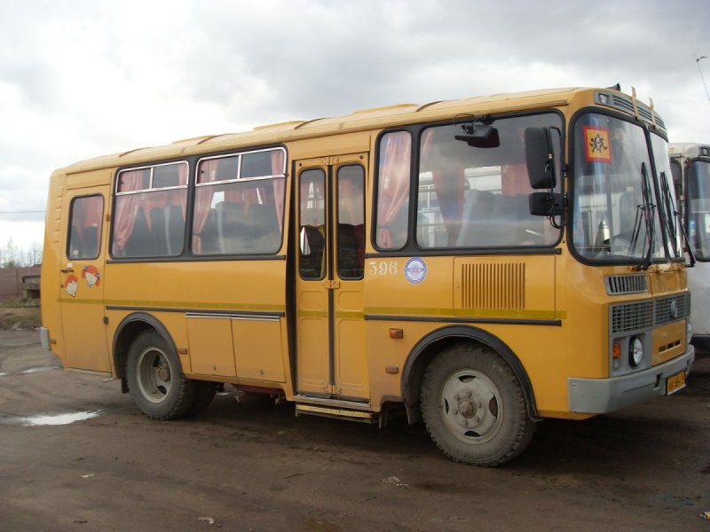 ПАЗ-3205 автобус сбоку