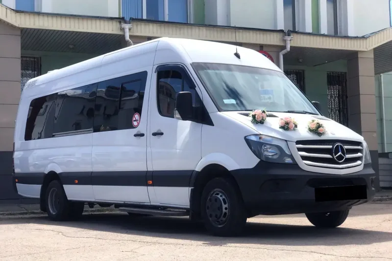 Мерседес Бенц микроавтобус 430