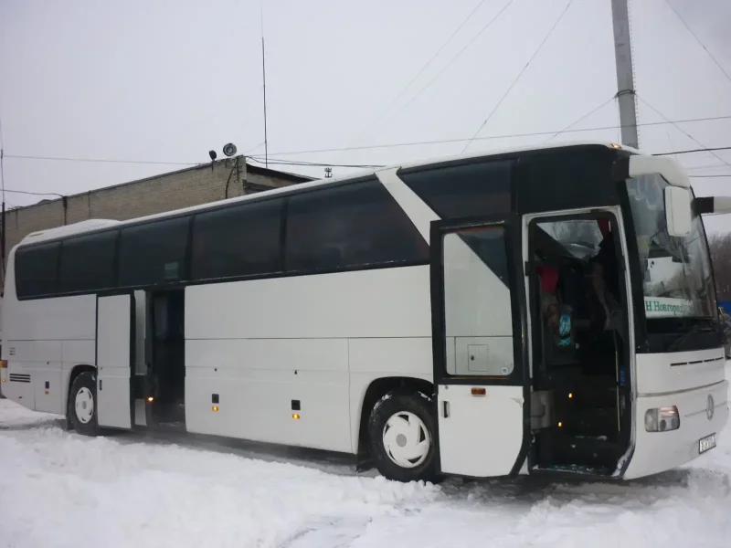 Автобус Мерседес 48 мест