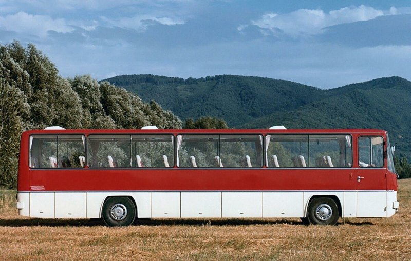 Ikarus 250