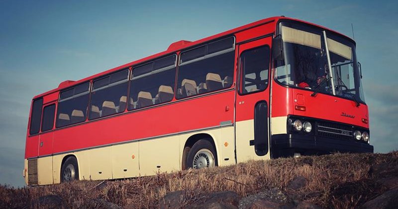 Икарус 256 красный