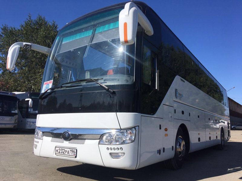 Автобус Ютонг 53 места