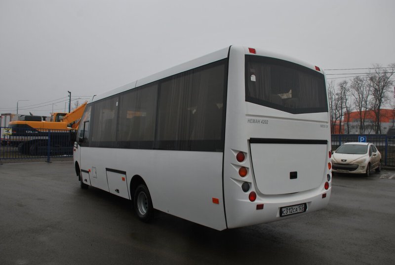 Автобус Неман 420234-511
