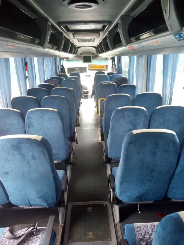Ютонг 6128 салон