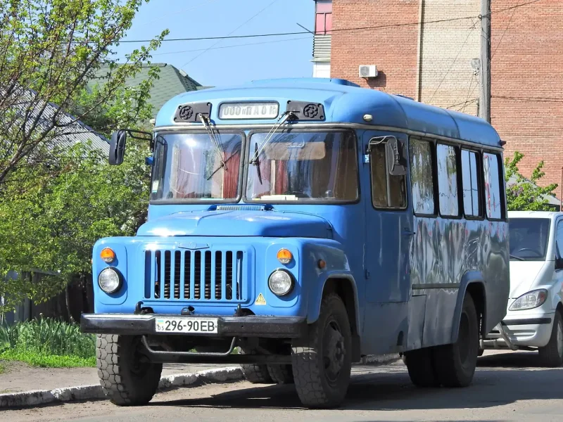 КАВЗ-685, 3270