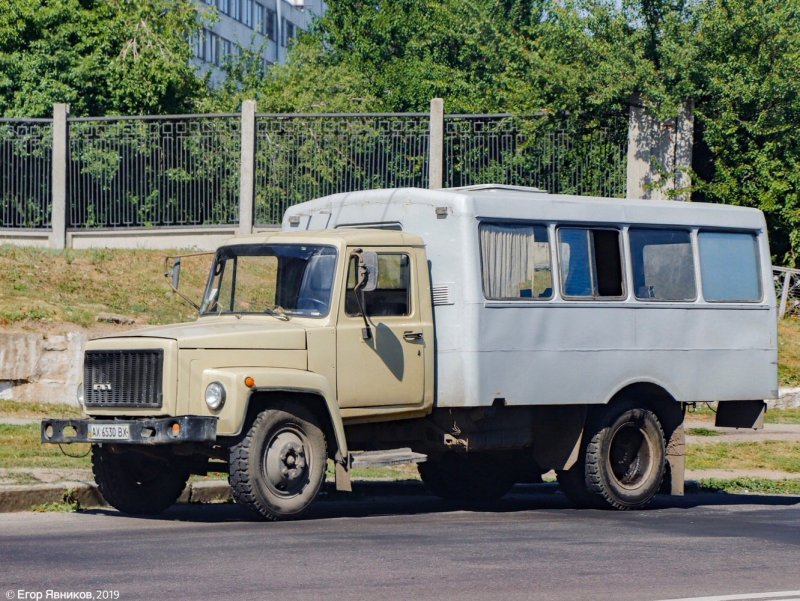 ГАЗ 3307 вахтовый автобус