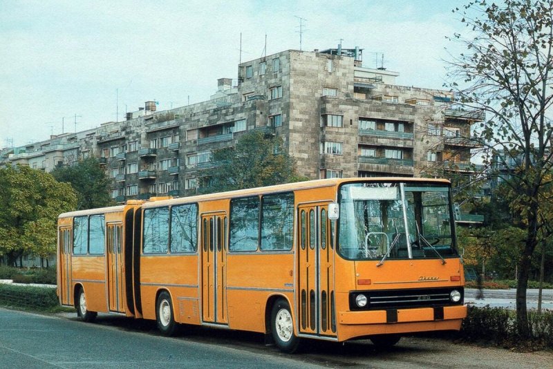 Советский автобус Икарус