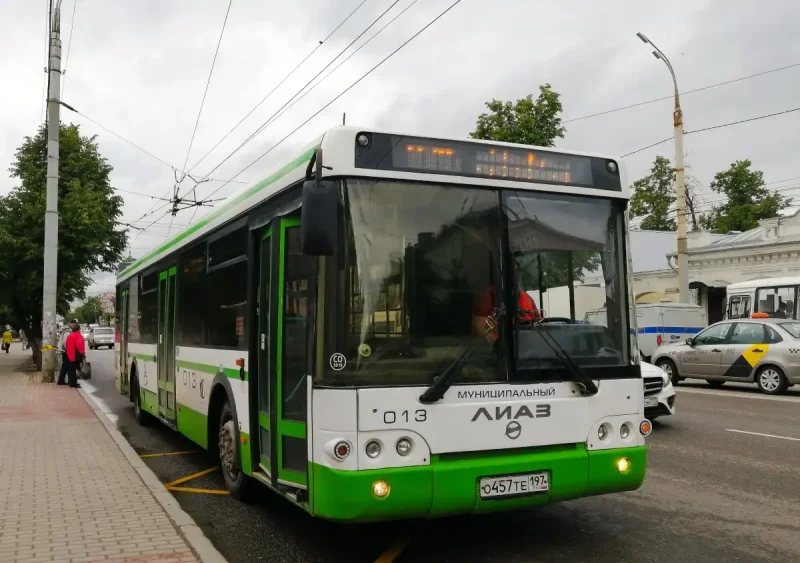Автобус 53 Москва