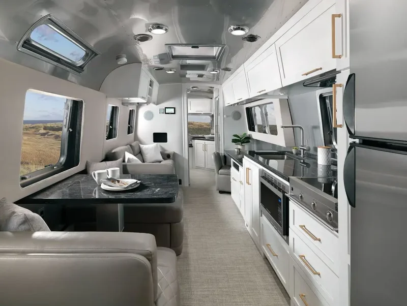 Автодом Airstream 2020