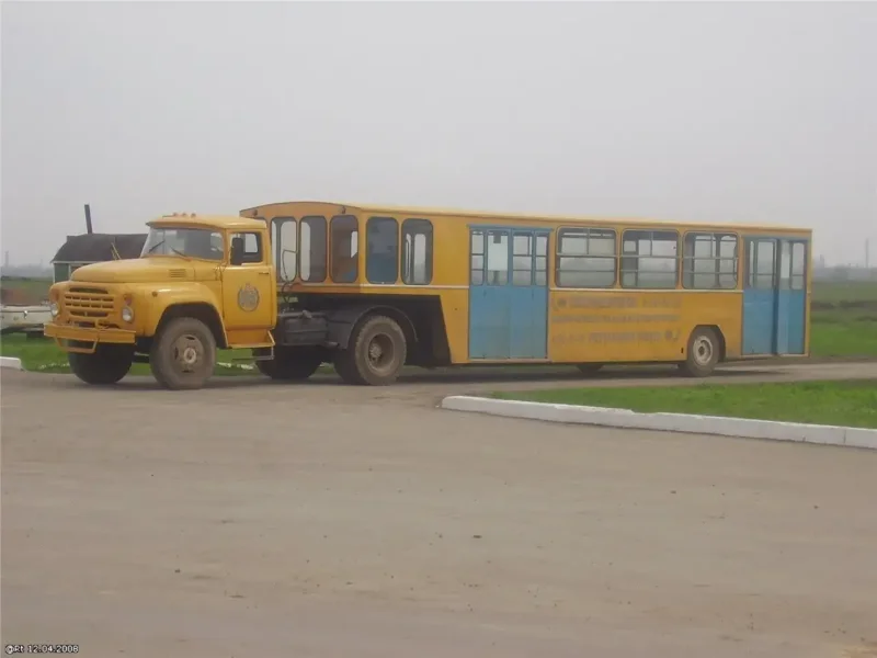 ЛИАЗ 677 старый