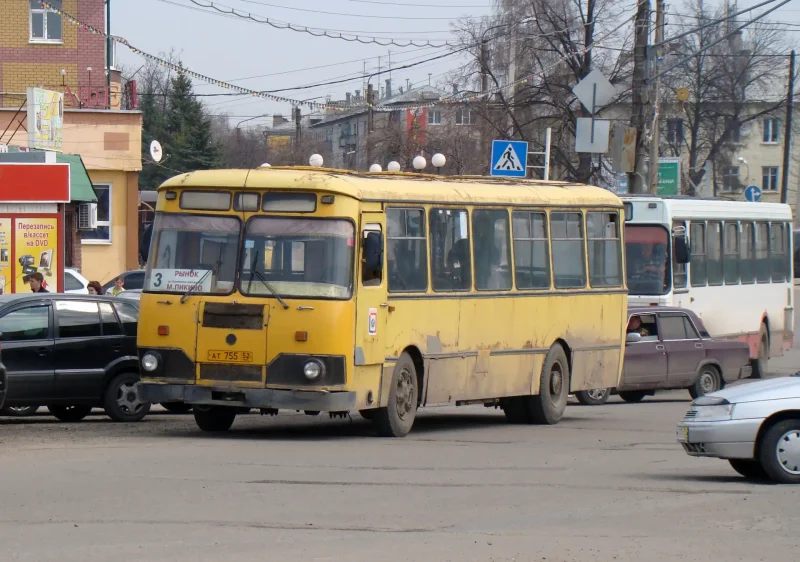 ЛИАЗ-677 И ПАЗ-672