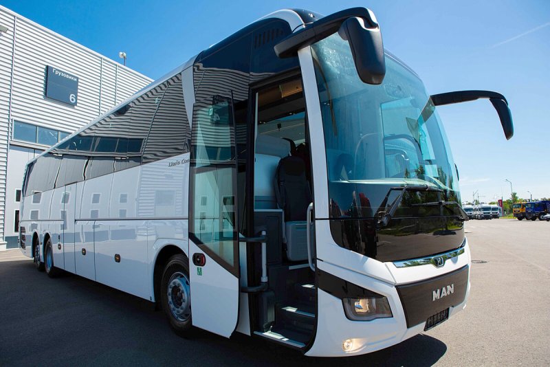 Man Lion's coach r07