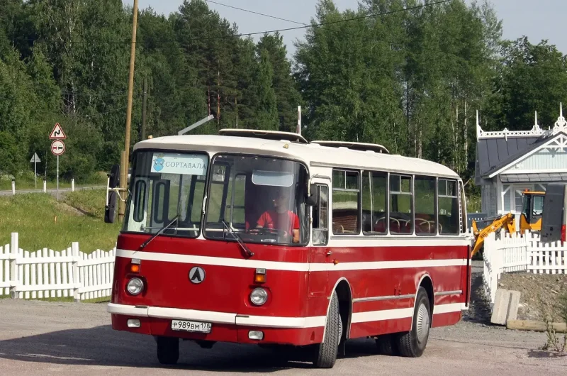 ЛАЗ-695 автобус