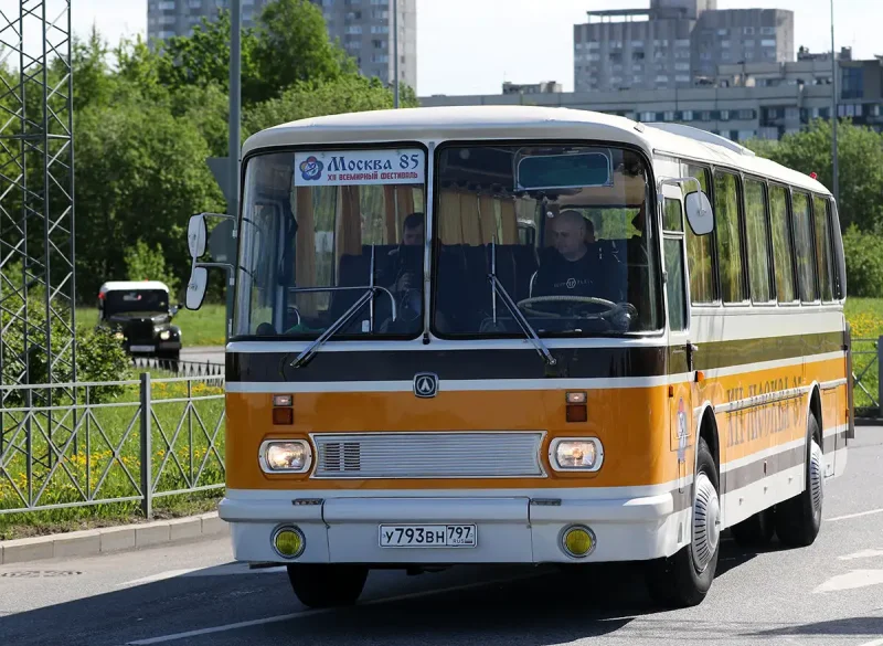 ЛАЗ 699 турист