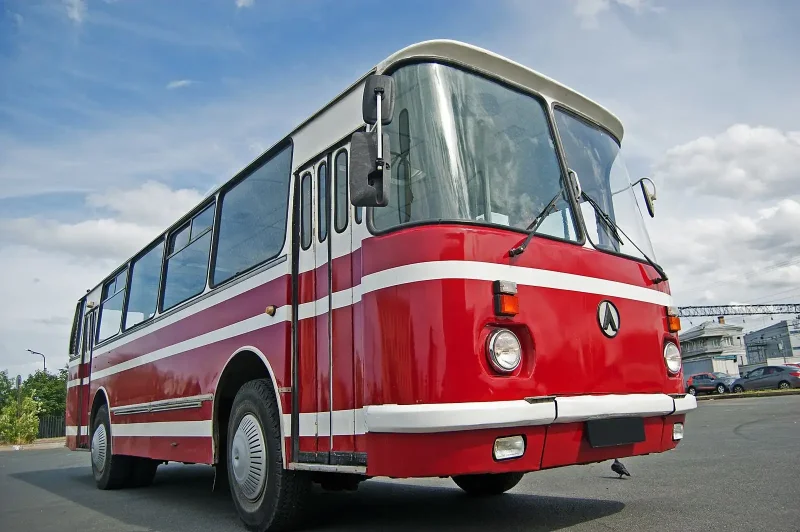 ЛАЗ 695н