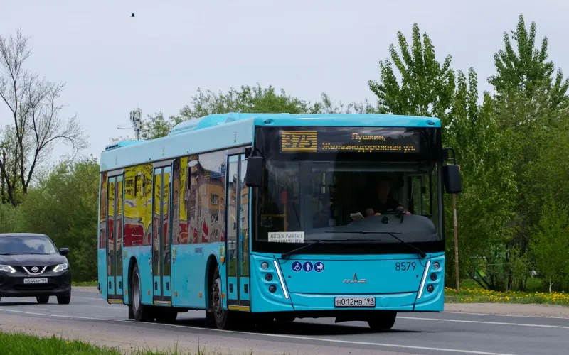 МАЗ 203 оранжевый