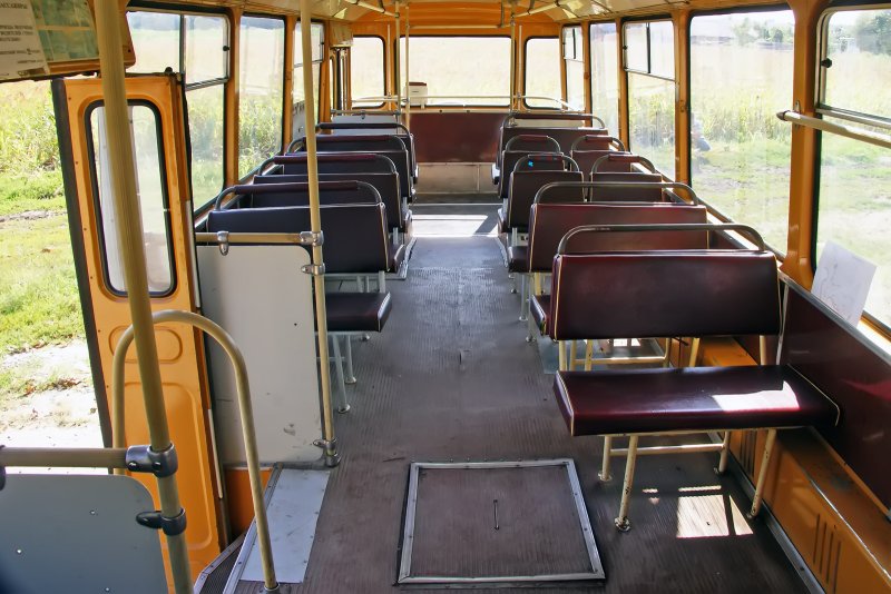 ЛИАЗ-677 автобус