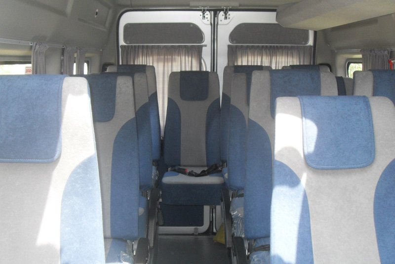 Peugeot Boxer 17 мест