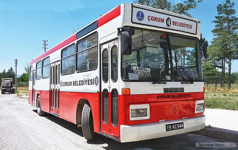 Туристический Mercedes-Benz o303