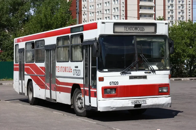 Мерседес Бенц о 325