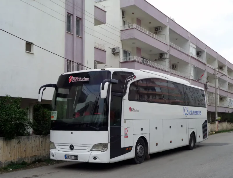 Турецкий Мерседес автобус o325