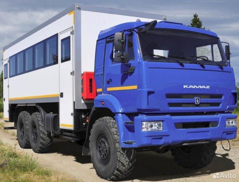 КАМАЗ 43118 вахтовка НЕФАЗ