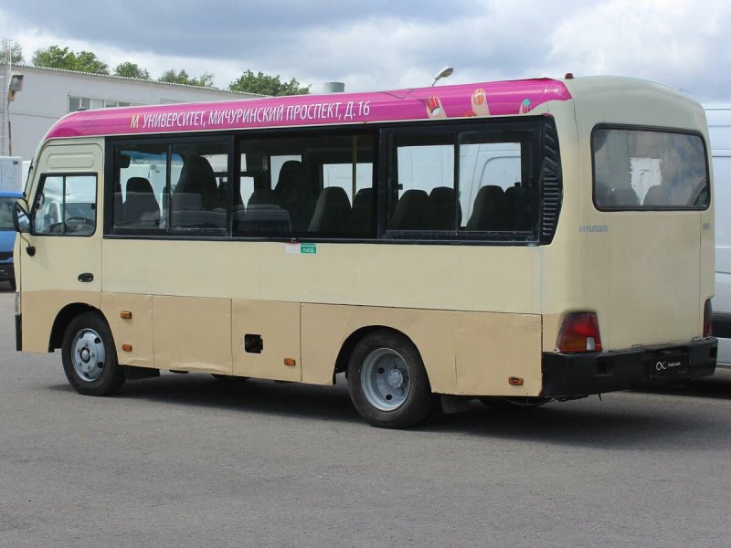 Hyundai County Bus