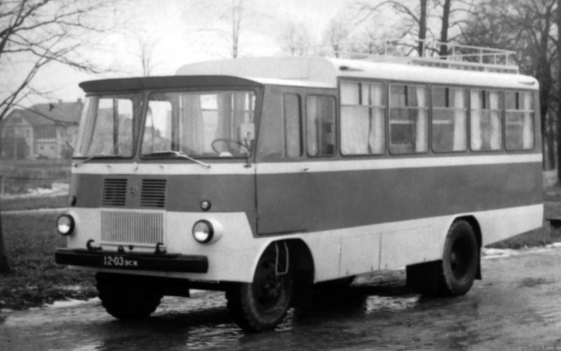 Автобус ЛАЗ-695б санитарный