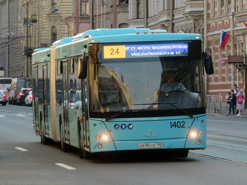 МАЗ 216