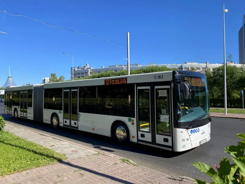 Автобус МАЗ 216 066