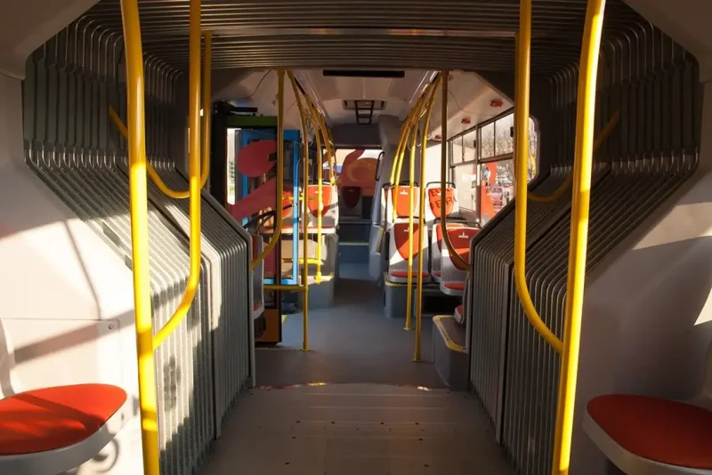 МАЗ 216066
