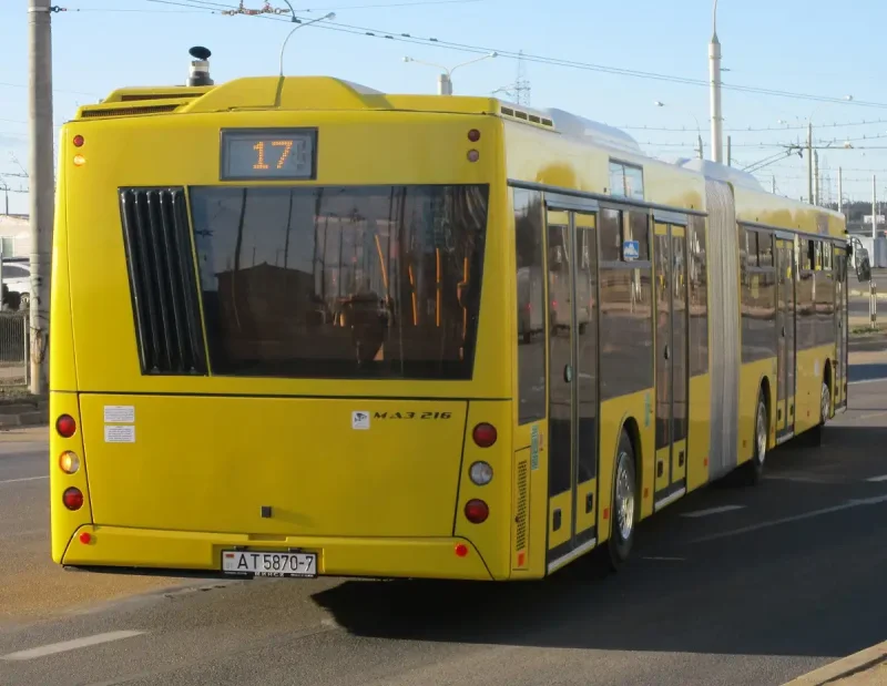 МАЗ-216 автобус