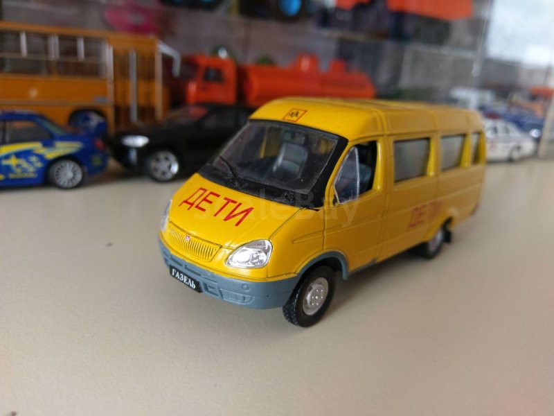 ГАЗ-322121 дети