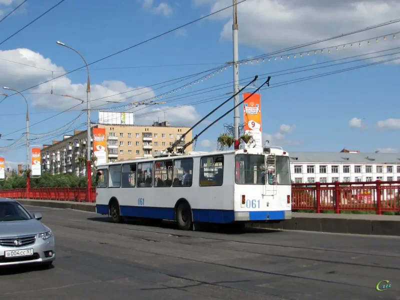 Автобус городского маршрута Орел