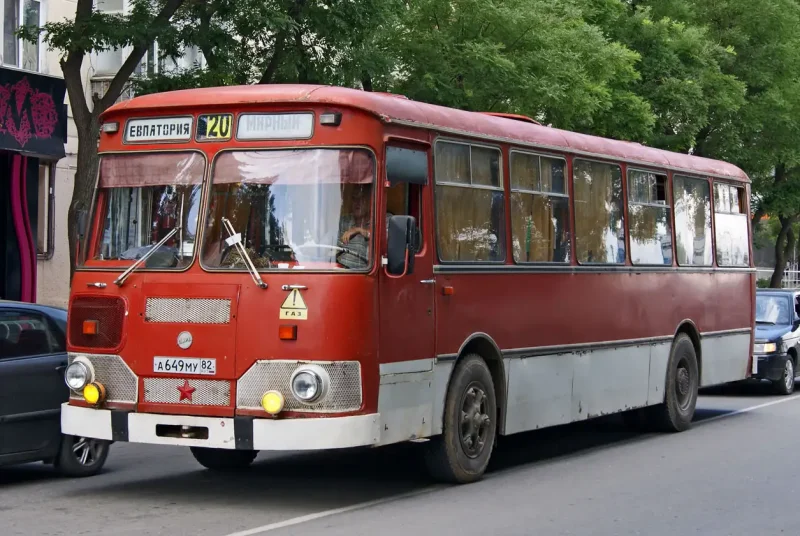 Тюнингованный ЛИАЗ 677