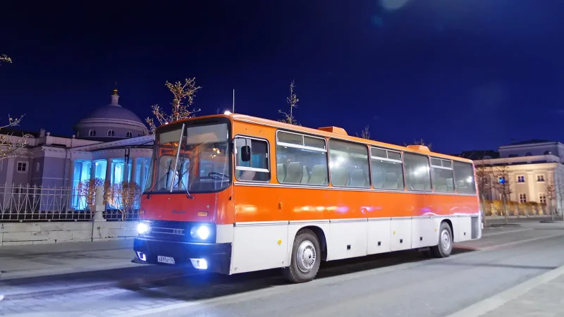 ЛИАЗ-677 автобус