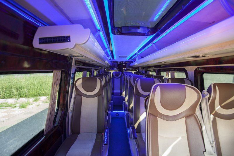Мерседес Спринтер 20 мест вип