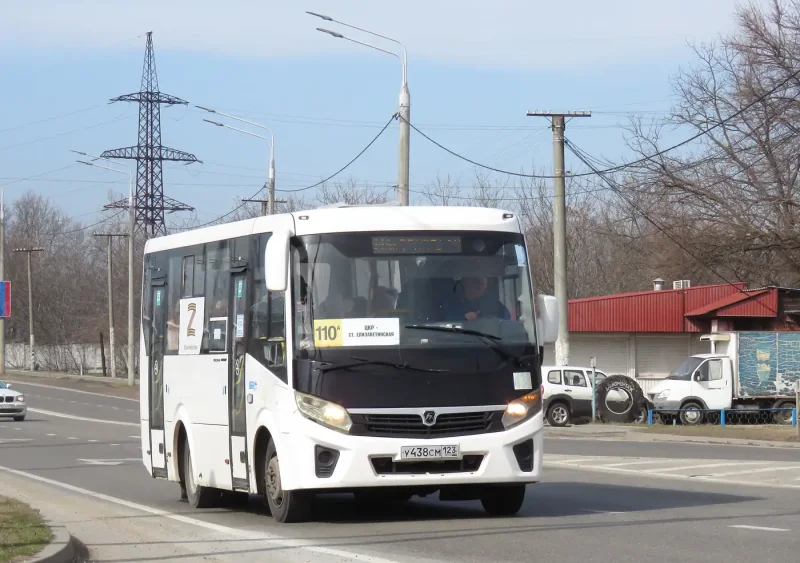 Автобус ПАЗ 320455-04 vector next