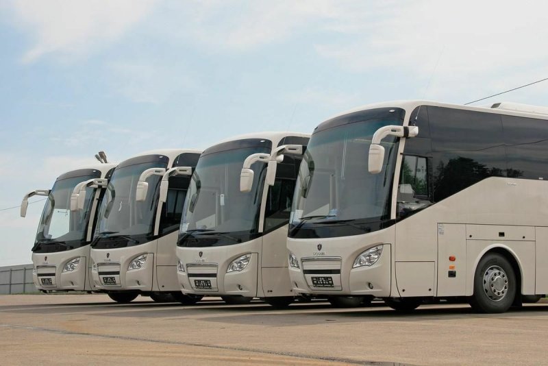 Пассажирский автобус