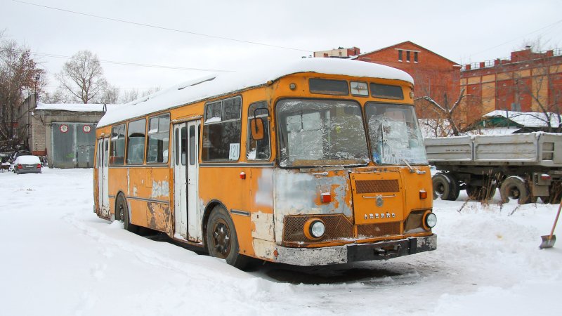 Автобус ЛИАЗ 677 М